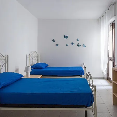 Trilocale A 100 M Dal Mare Climatizzato * Torre Pali