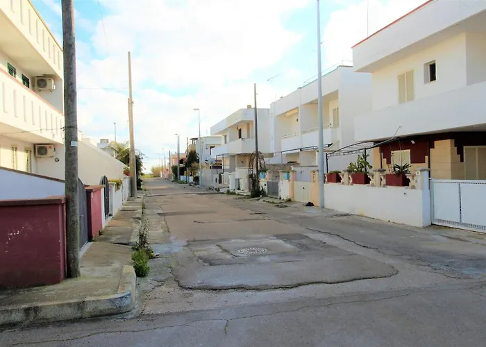 Trilocale A 100 M Dal Mare Climatizzato Torre Pali