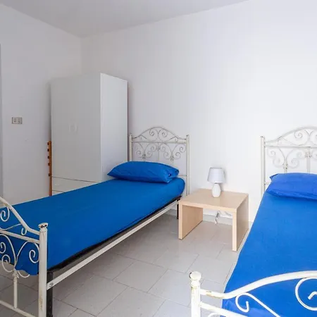 Apartment Trilocale A 100 M Dal Mare Climatizzato Torre Pali